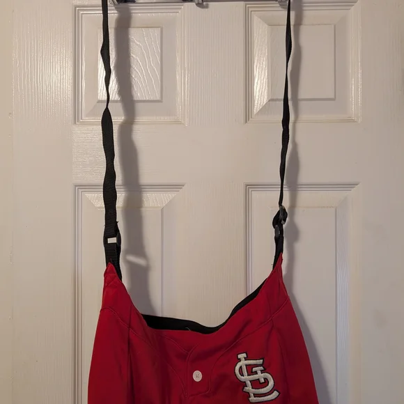 Red St. Louis Cardinals Shoulder Bag - Picture 4 of 4